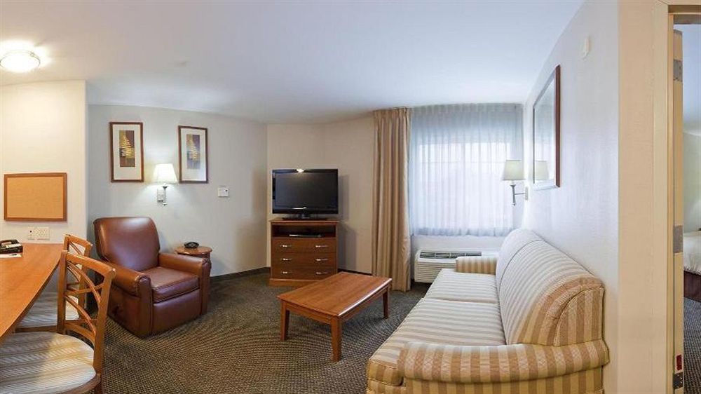 Candlewood Suites Houston Westchase - Westheimer By Ihg Exterior photo